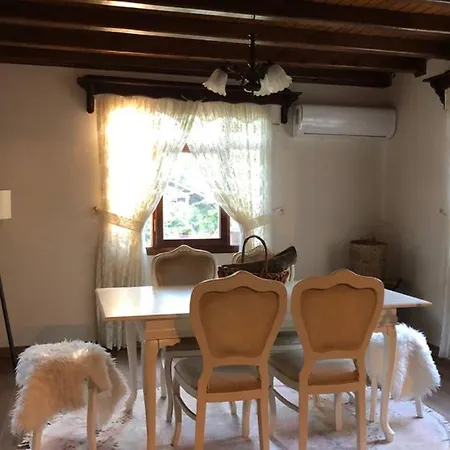 Gul Ev Sapanca