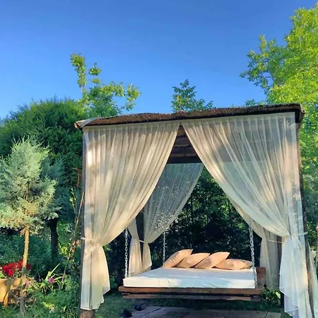 Gul Ev Holiday home *