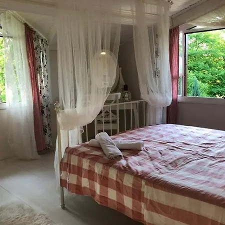 Holiday home Gul Ev *